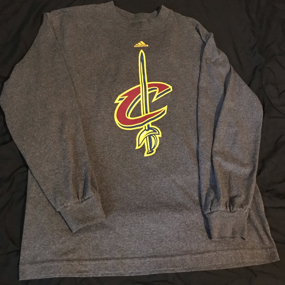 Adidas NBA Cleveland Cavaliers Long Sleeve Shirt